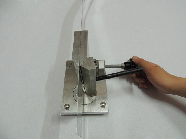 Dual-axis Metal Channel Letter Angle Bender
